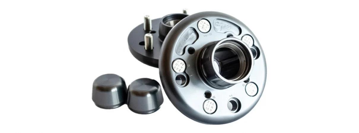 Techno Toy Tuning Front Billet Racing Hubs for the AE86 in 4 lug or 5 lug layout