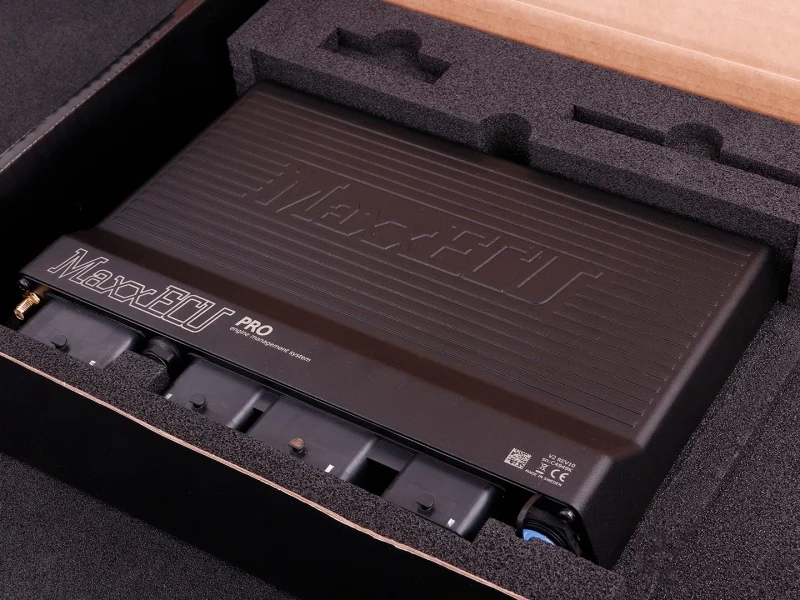 MaxxECU - PRO unit with no accessories in box