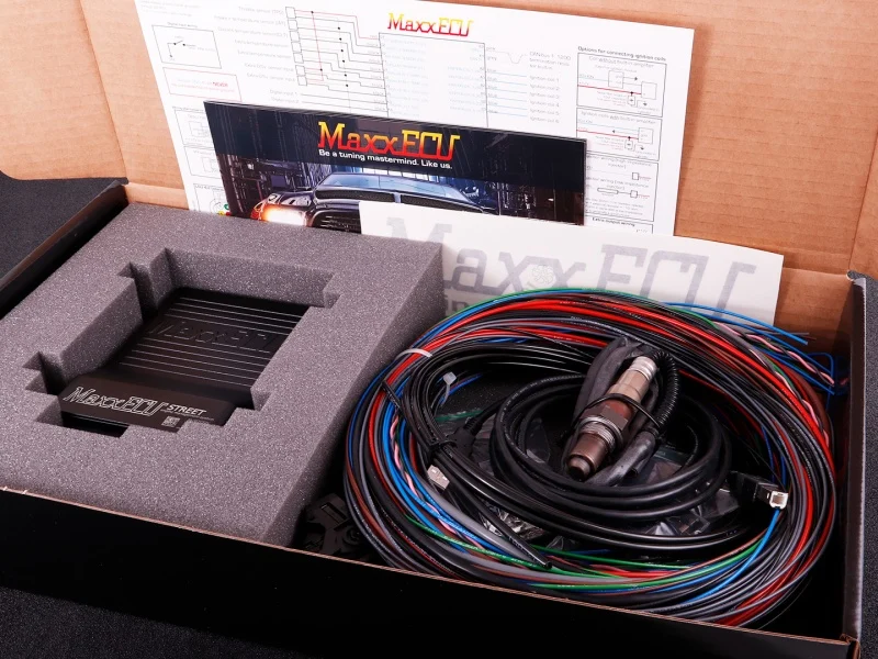 MaxxECU - STREET PREMIUM (ECU, harness, accessories and LSU 4.2)