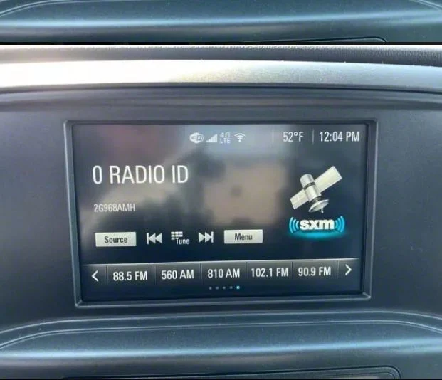 Infotainment Factory GM SiriusXM Satellite Radio Kit for Option Code IOB; Hard Mount (16-18 Sierra 1500)