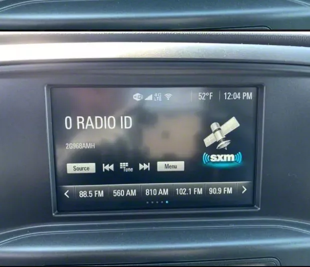 Infotainment Factory GM SiriusXM Satellite Radio Kit for Option Code IOB; Hard Mount (16-18 Silverado 1500)