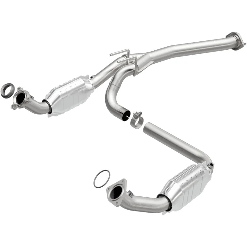 MagnaFlow 03-06 Chevrolet Express 1500 4.3L Direct Fit Converter
