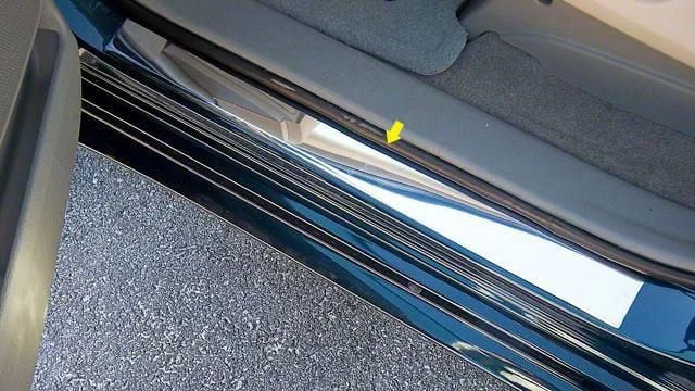 Door Sill Trim; Stainless Steel (00-02 Silverado 1500 Extended Cab)
