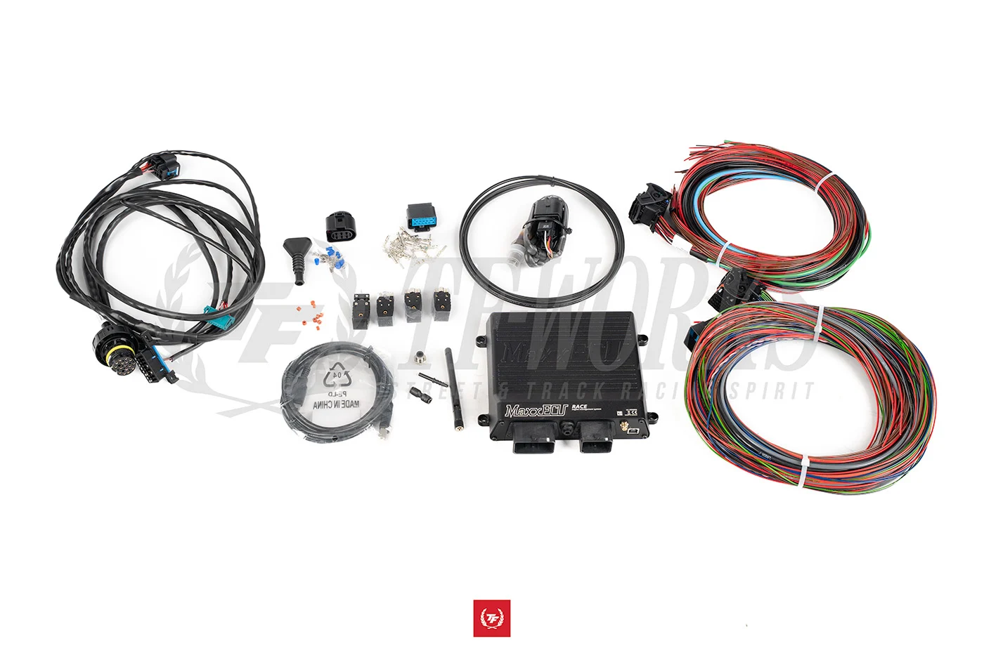 MaxxECU - RACE Premium + Universal Harness + LSU 4.2 + 8hp Harness