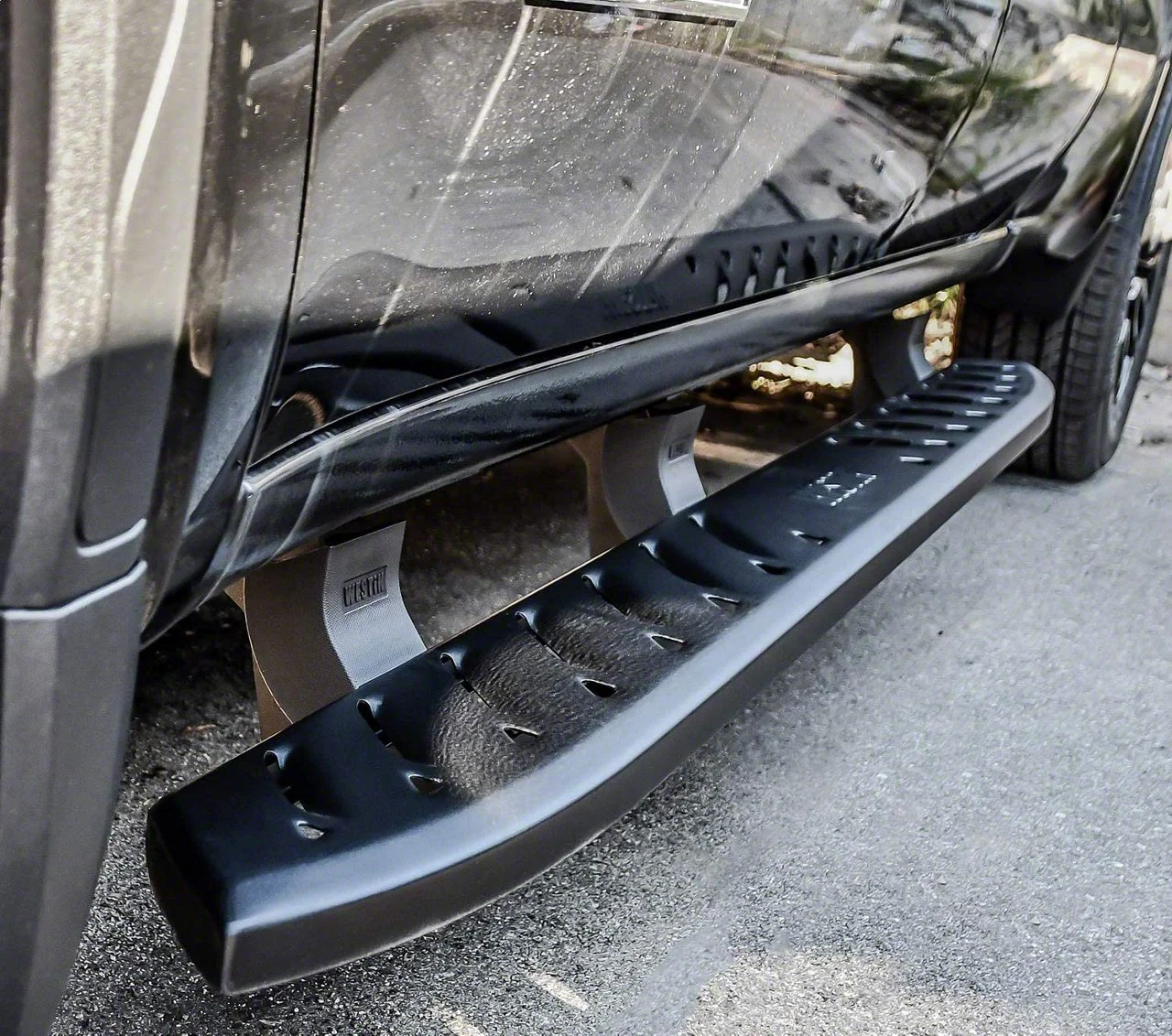 Westin Thrasher Running Boards; Textured Black (19-26 Silverado 1500 Double Cab)